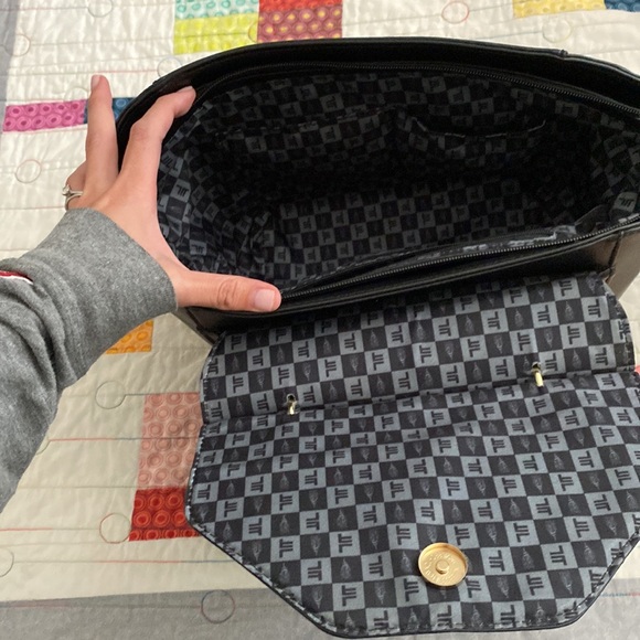 Black London Fog bag - Picture 5 of 7